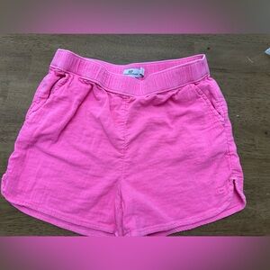 Girls pink Vineyard Vines shorts.